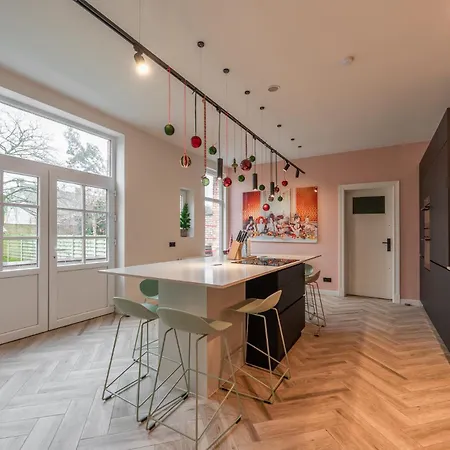 Cezar - Big House At The Center Of - Free Parking Villa *