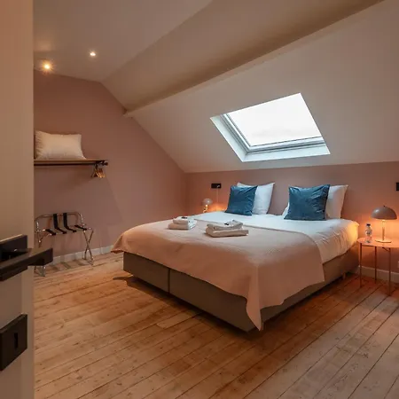 Cezar - Big House At The Center Of - Free Parking Villa *